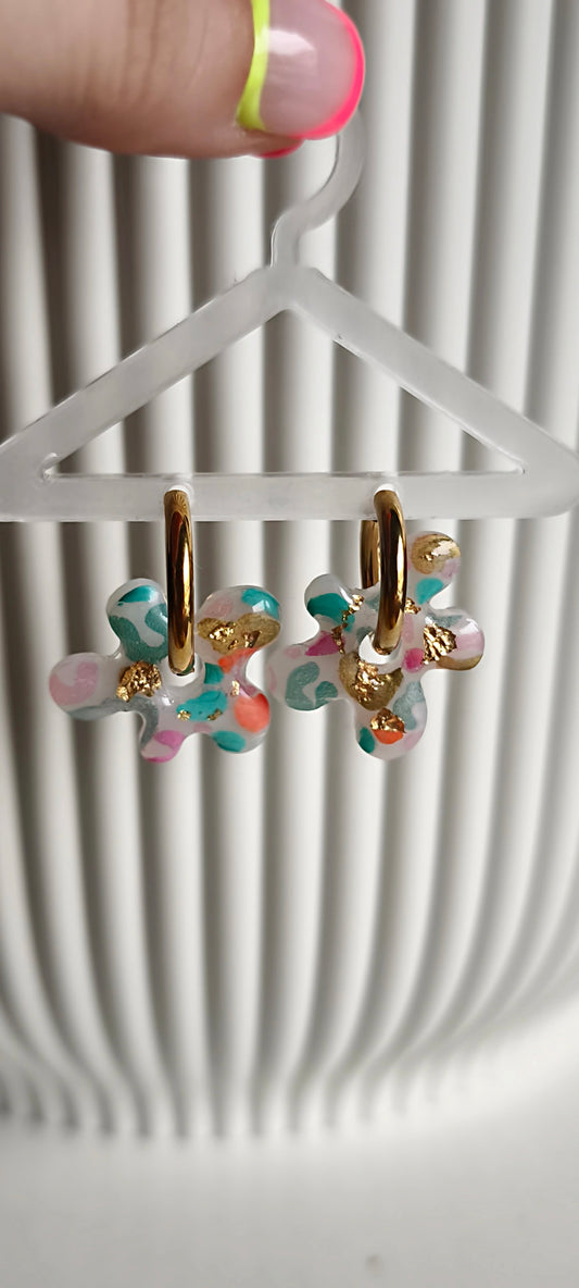 Pendientes Aros Con Flor Abstracta Colección Oasis