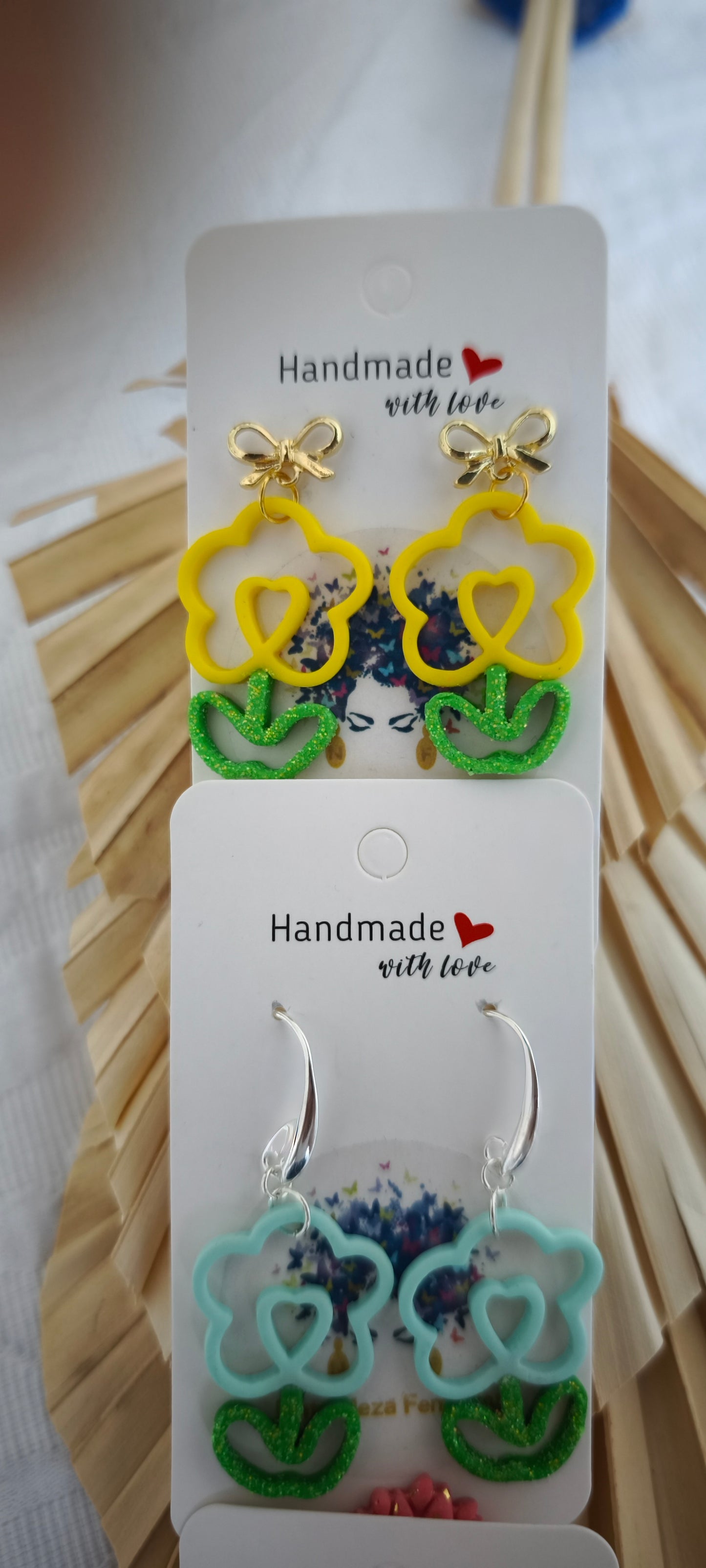 Modelo Amor Genuino Amarillo